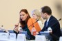 Галина Волкова представила Ассоциацию АПИД на круглом столе в Таврическом дворце